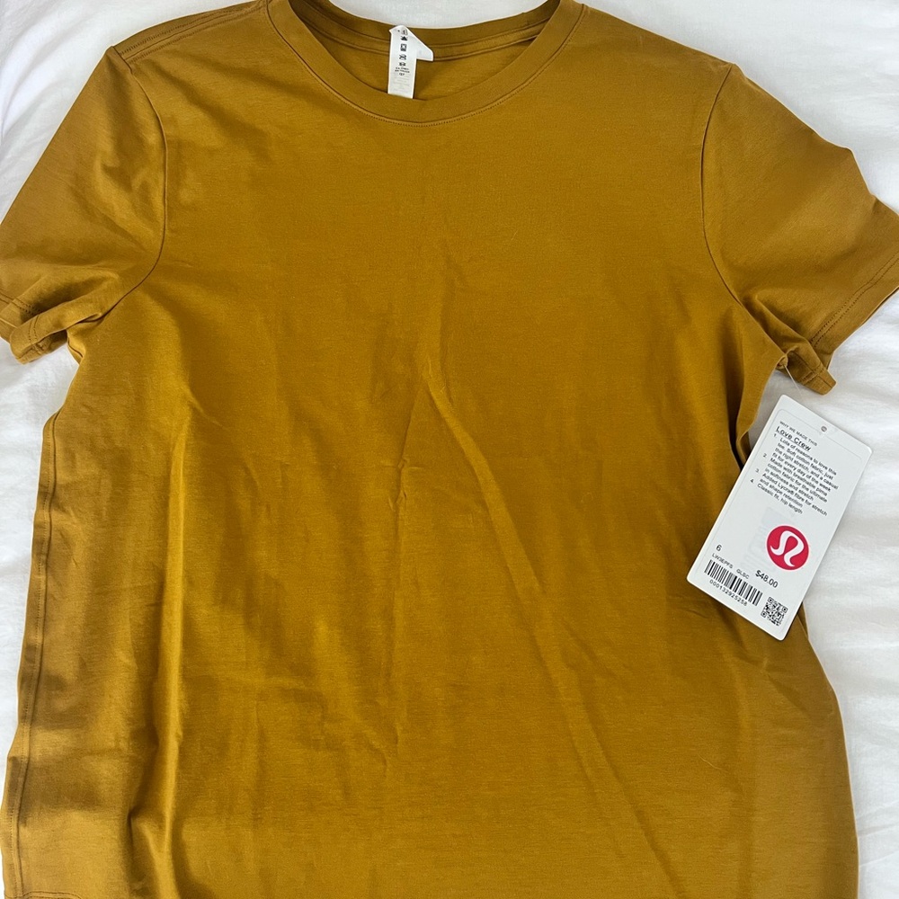 NWT Lululemon Love Crew Tee Size 6 Mustard